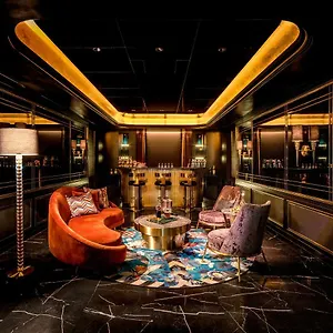 Art Paradiso, Paradise Hotel